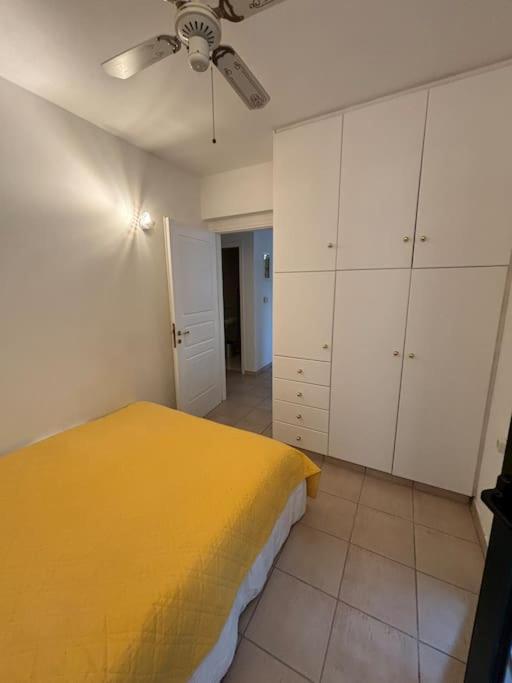 Appartement Avec Vue Aegina Exterior photo