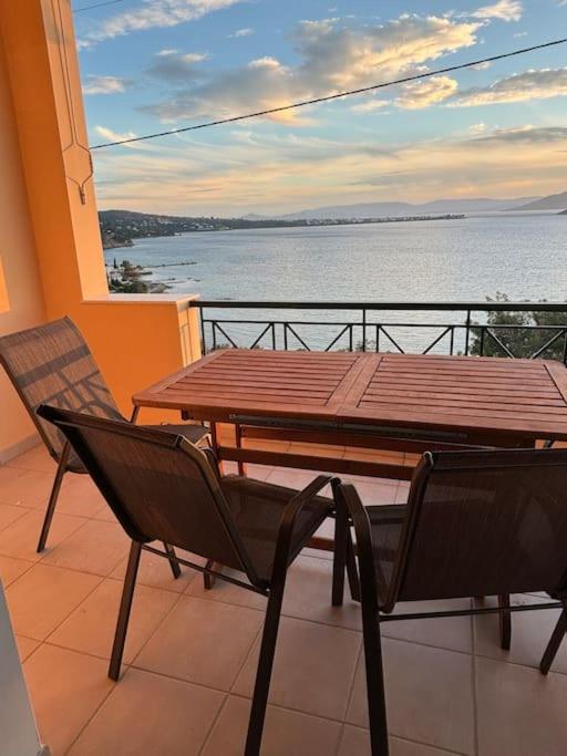 Appartement Avec Vue Aegina Exterior photo